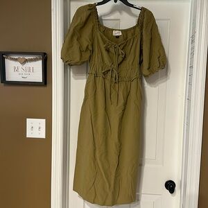Dress, comfortable and short sleeve